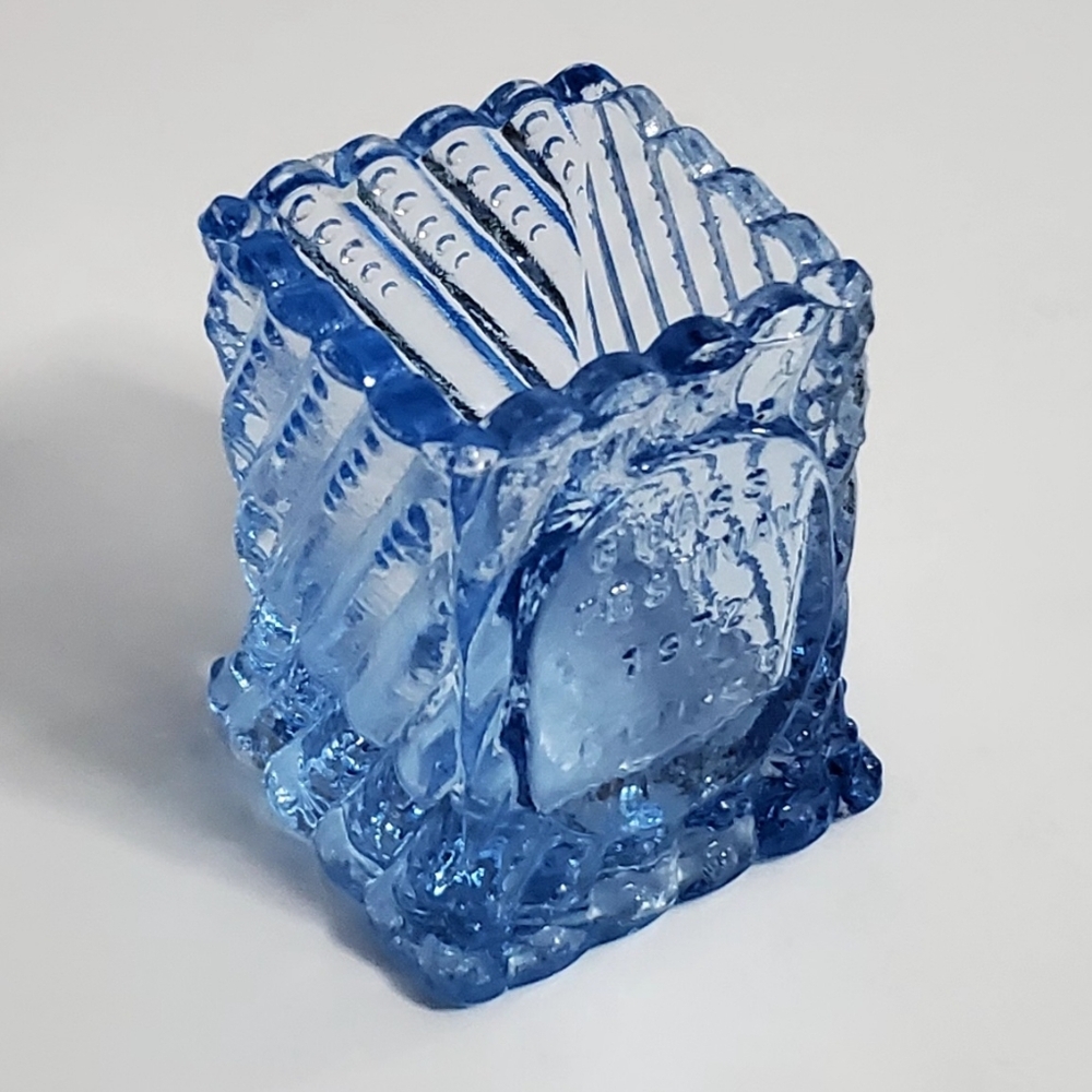 1972 St. Clair Glass Light Blue Art Glass Festival Souvenir Toothpick Holder - Picture 8 of 13